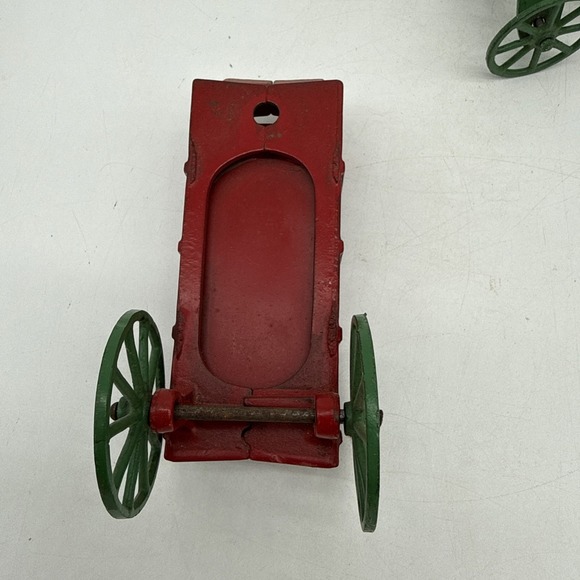 Vintage Cast Iron 1 Horse Wagon Missing Rider Black Horse Red Wagon - Picture 10 of 11